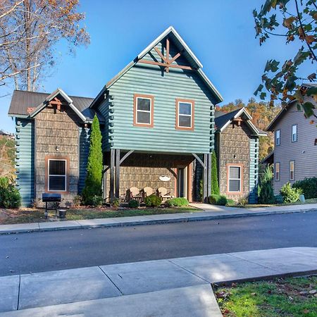 The Great Dogwood Manor By Stony Brook Cabins แกตลิงเบิร์ก ภายนอก รูปภาพ
