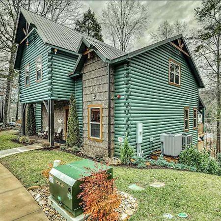 The Great Dogwood Manor By Stony Brook Cabins แกตลิงเบิร์ก ภายนอก รูปภาพ